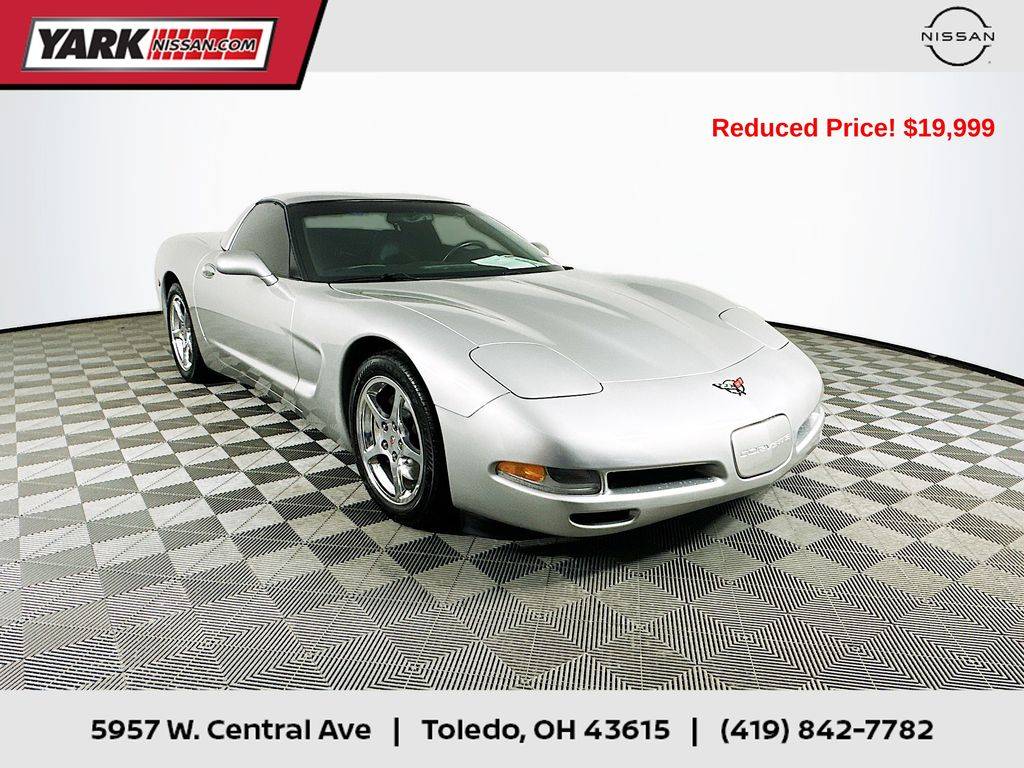 2004 Chevrolet Corvette Base