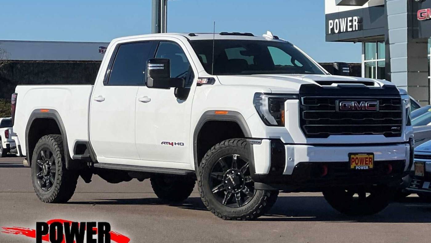 2025 GMC Sierra 3500HD AT4 — Pickup Truck — 7,378 mi — Salem, OR