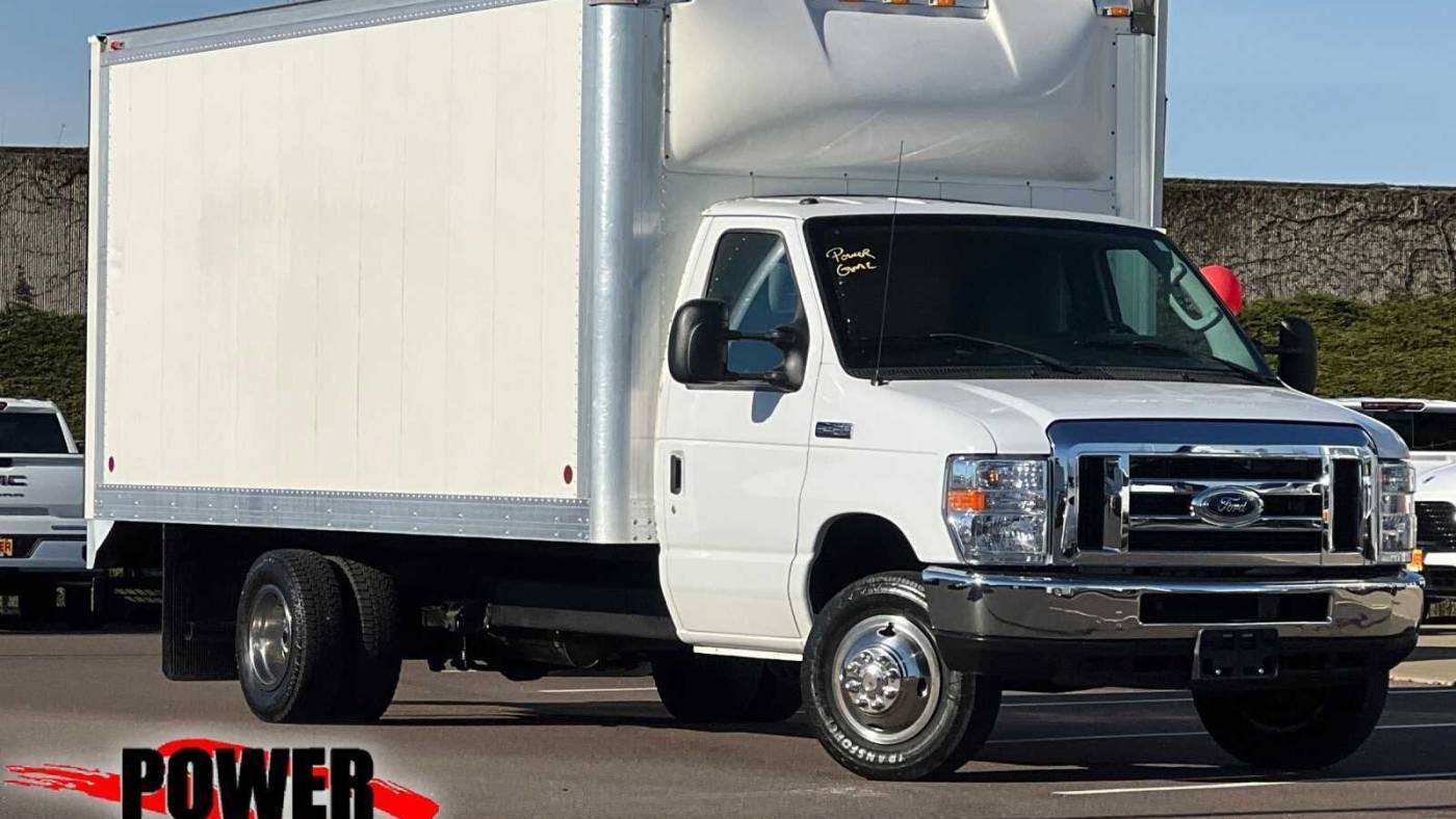 2018 Ford E-Series Cutaway E-450 — Chassis Cab Truck — 61,475 mi — Salem, OR