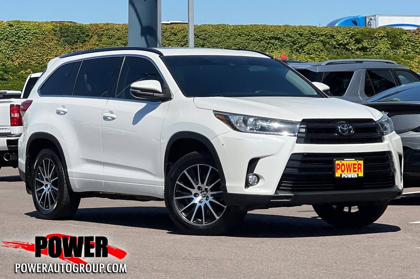 2017 Toyota Highlander SE V6 — SUV — 122,565 mi — Salem, OR
