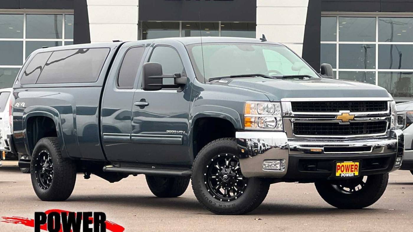 2009 Chevrolet Silverado 3500HD LTZ — Pickup Truck — 84,758 mi — Salem, OR