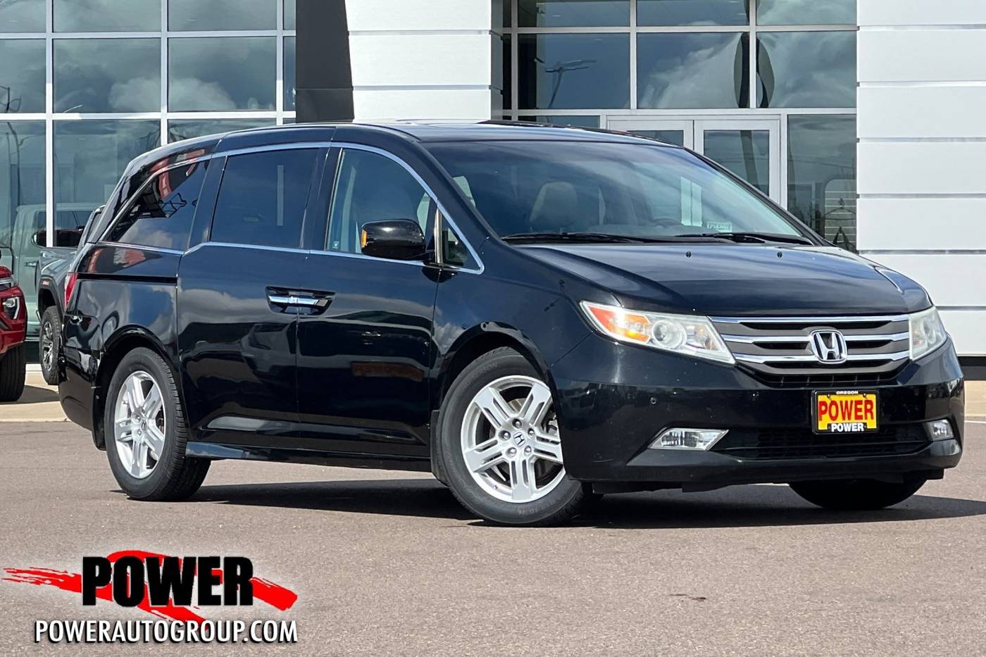 2012 Honda Odyssey Touring — Minivan — 158,330 mi — Salem, OR