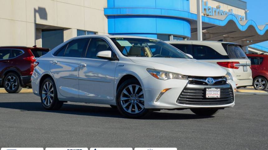 2017 Toyota Camry Hybrid XLE — Sedan — 59,060 mi — Harrisonburg, VA