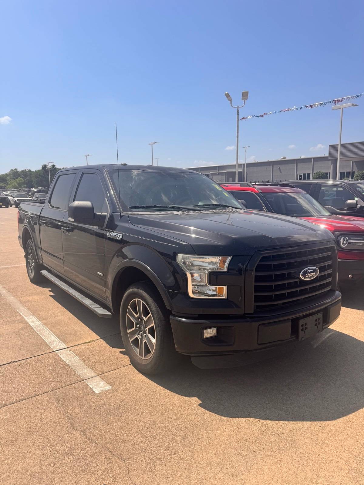 2016 Ford F-150 XLT — Pickup Truck — 141,826 mi — DeSoto, TX