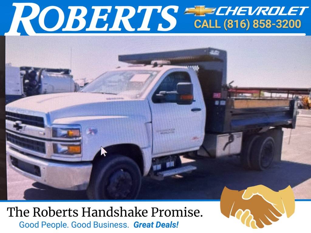 2022 Chevrolet Silverado MD Work Truck — Chassis Cab Truck — 10,639 mi — Platte City, MO