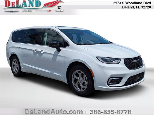 2024 Chrysler Pacifica Limited — Minivan — 17,490 mi — Deland, FL
