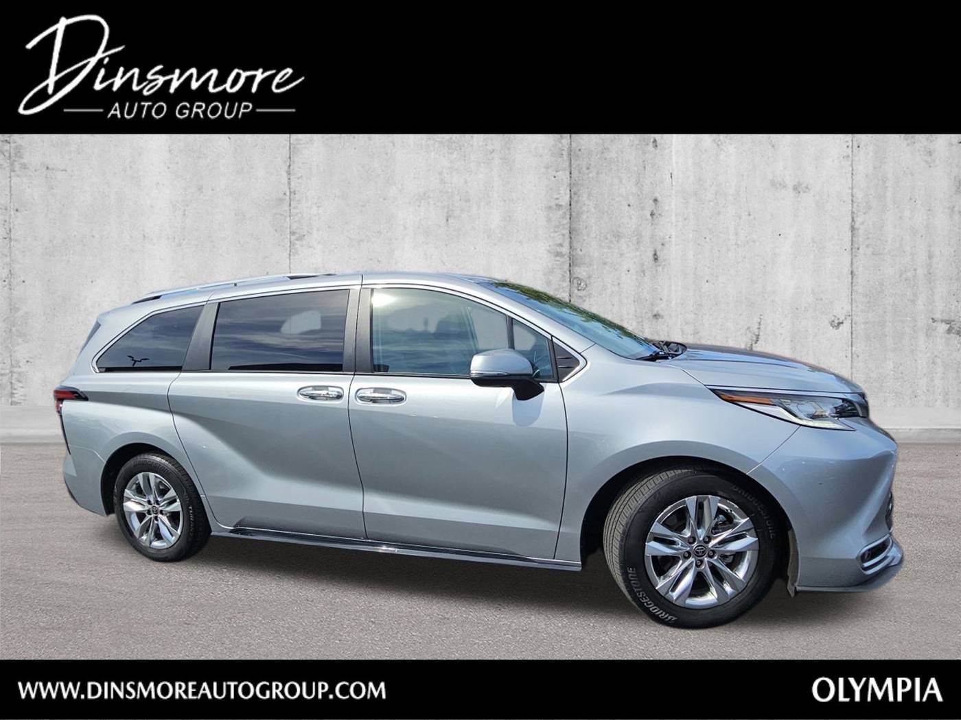 2022 Toyota Sienna Limited — Minivan — 31,355 mi — Olympia, WA