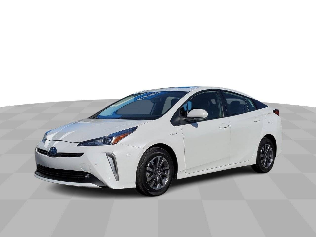 2022 Toyota Prius XLE — Hatchback — 7,170 mi — Buena Park, CA