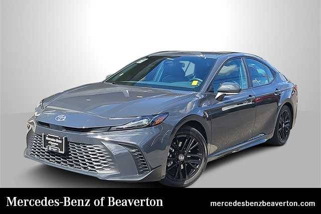 2025 Toyota Camry Hybrid SE — Sedan — 22,070 mi — Portland, OR