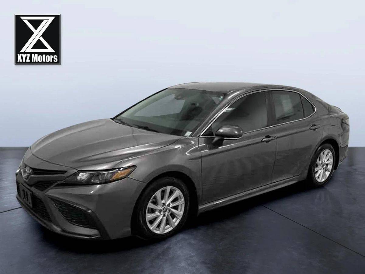 2023 Toyota Camry SE — Sedan — 40,972 mi — Grand Rapids, MI