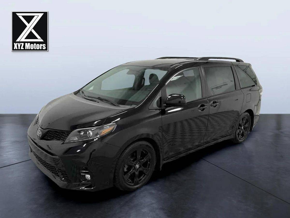 2020 Toyota Sienna SE — Minivan — 40,296 mi — Grand Rapids, MI