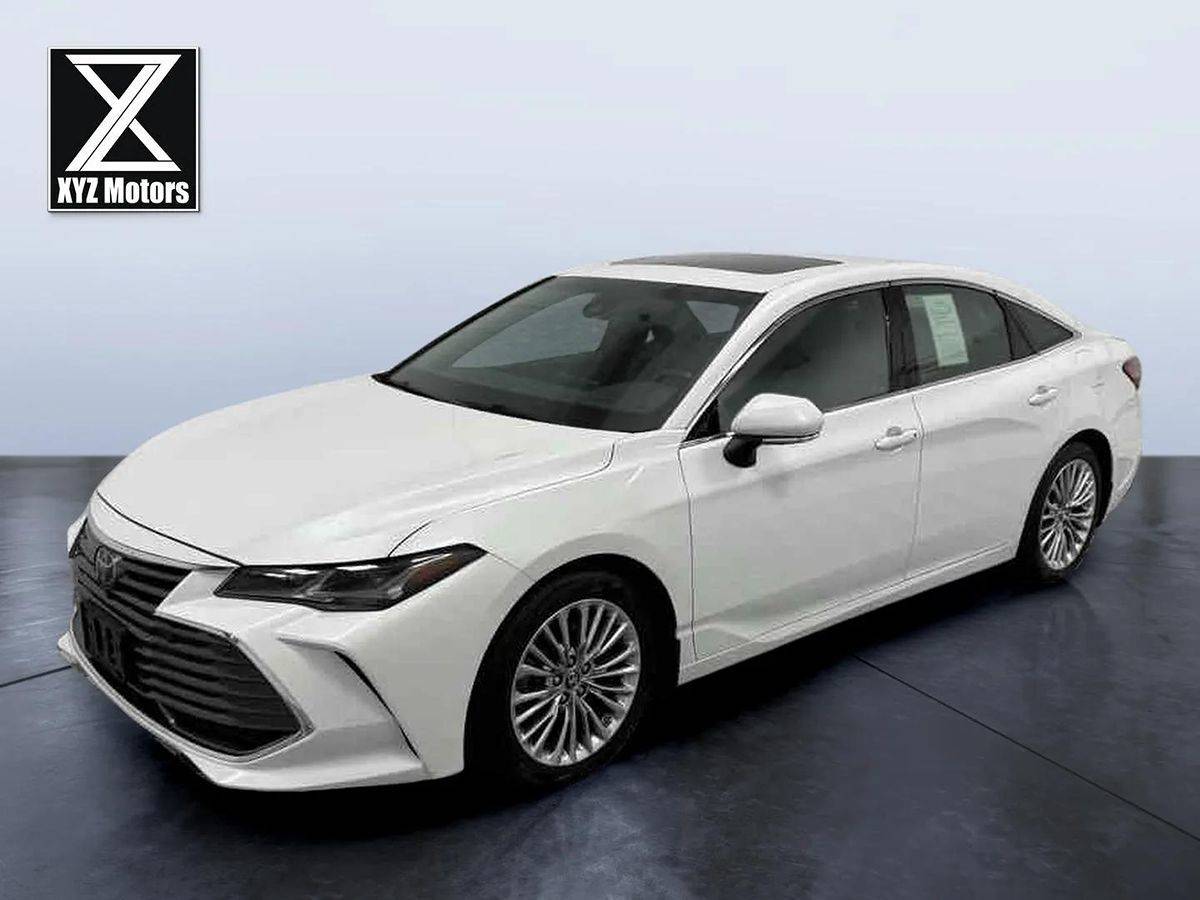 2019 Toyota Avalon Limited — Sedan — 19,001 mi — Grand Rapids, MI