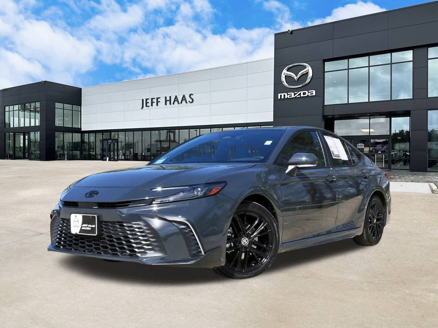 2025 Toyota Camry SE — Sedan — 8,991 mi — Houston, TX