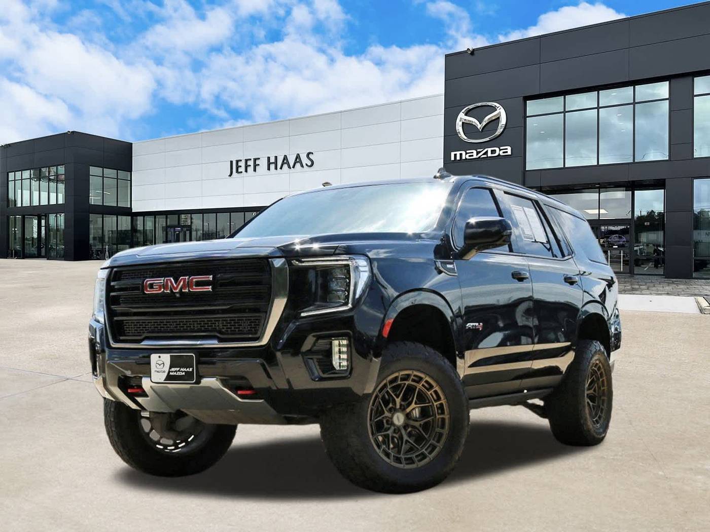 2024 GMC Yukon AT4 — SUV — 45,095 mi — Houston, TX