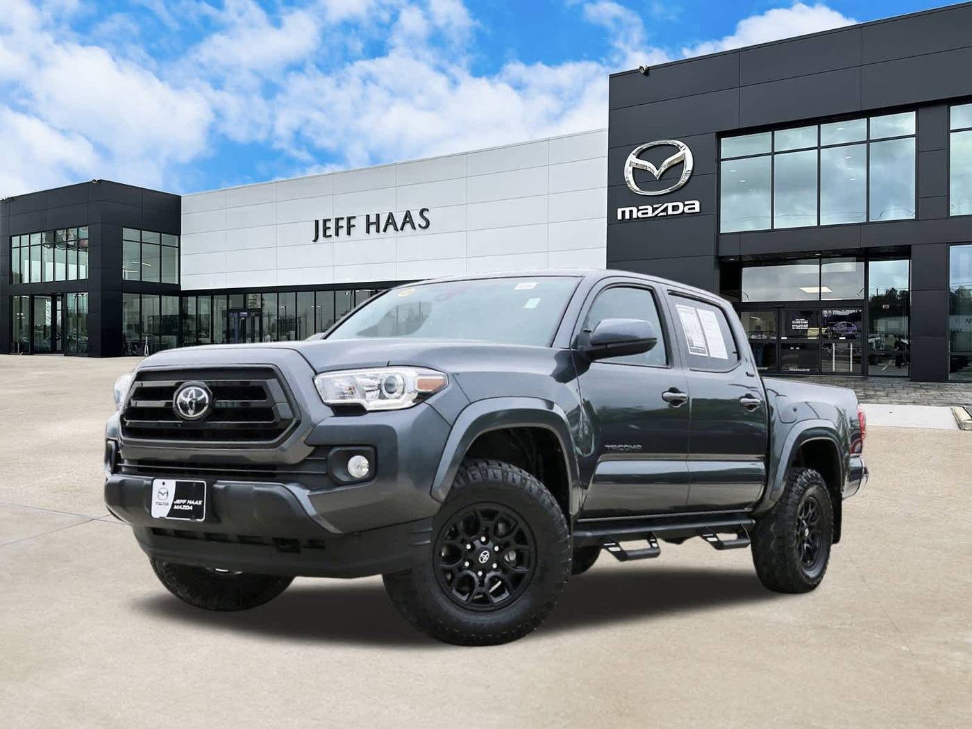 2022 Toyota Tacoma SR5 — Pickup Truck — 14,547 mi — Houston, TX