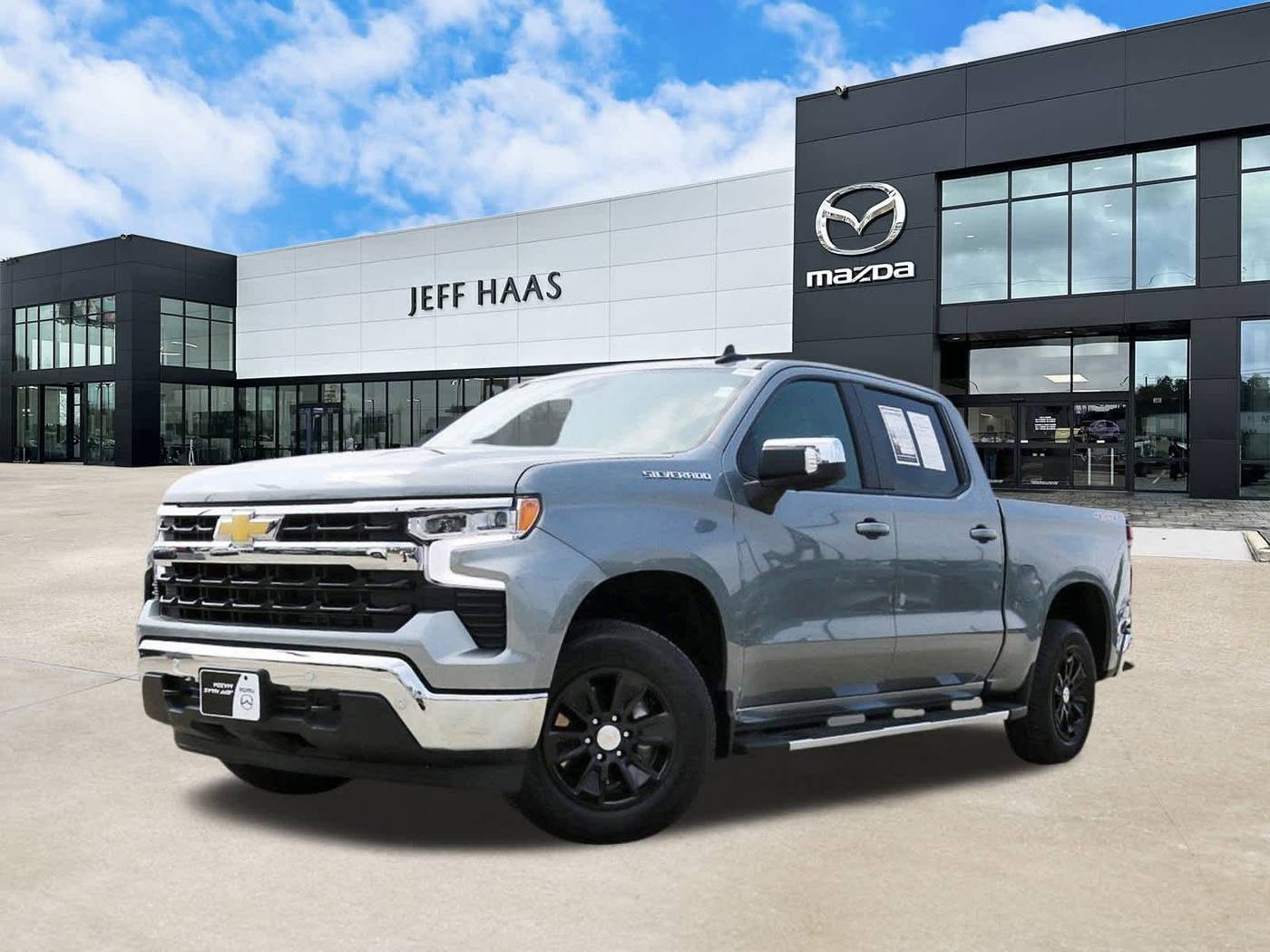 2024 Chevrolet Silverado 1500 LT — Pickup Truck — 7,317 mi — Houston, TX
