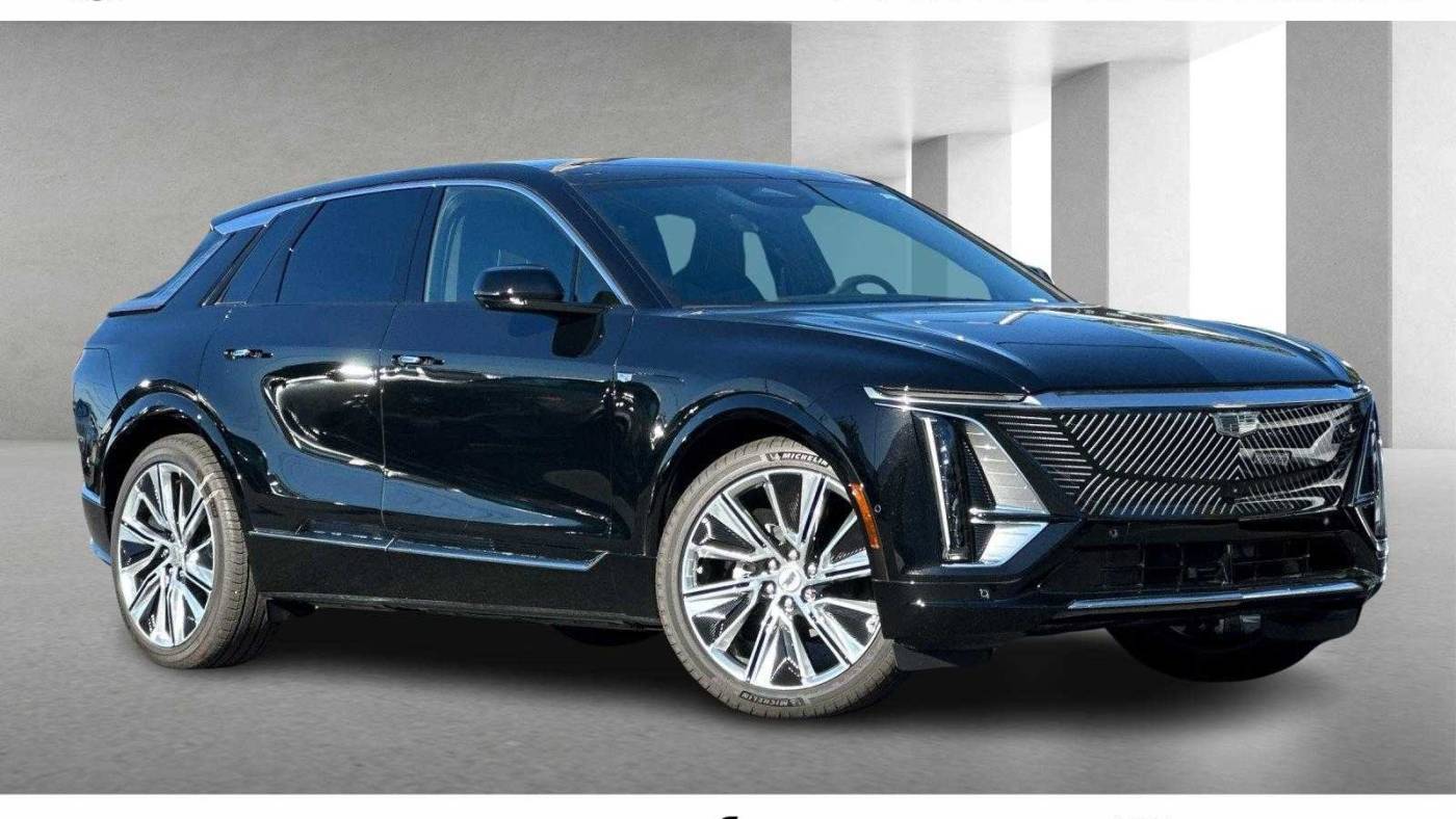 2024 Cadillac LYRIQ Luxury — SUV — 392 mi — Fremont, CA