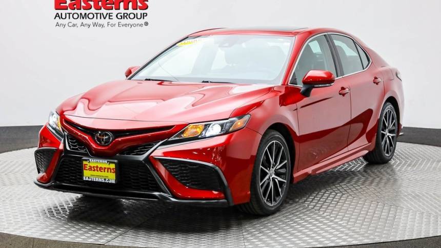 2022 Toyota Camry SE — Sedan — 32,966 mi — Millersville, MD