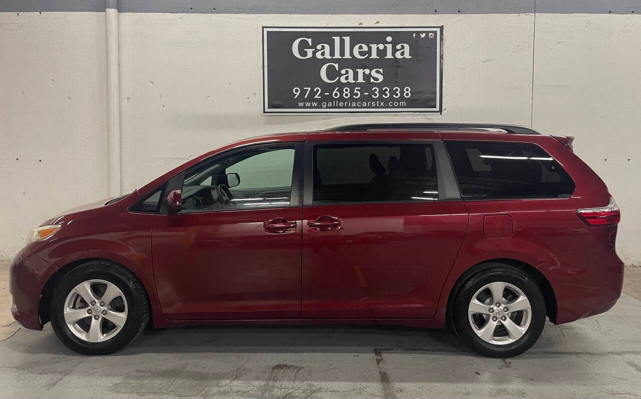 2016 Toyota Sienna LE — Minivan — 168,139 mi — Dallas, TX