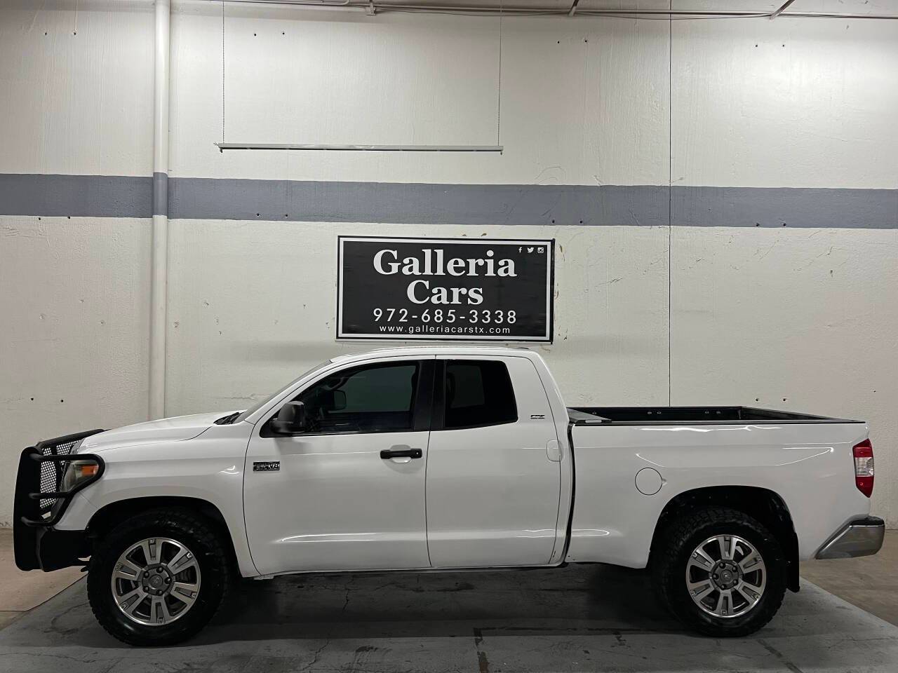 2018 Toyota Tundra SR5