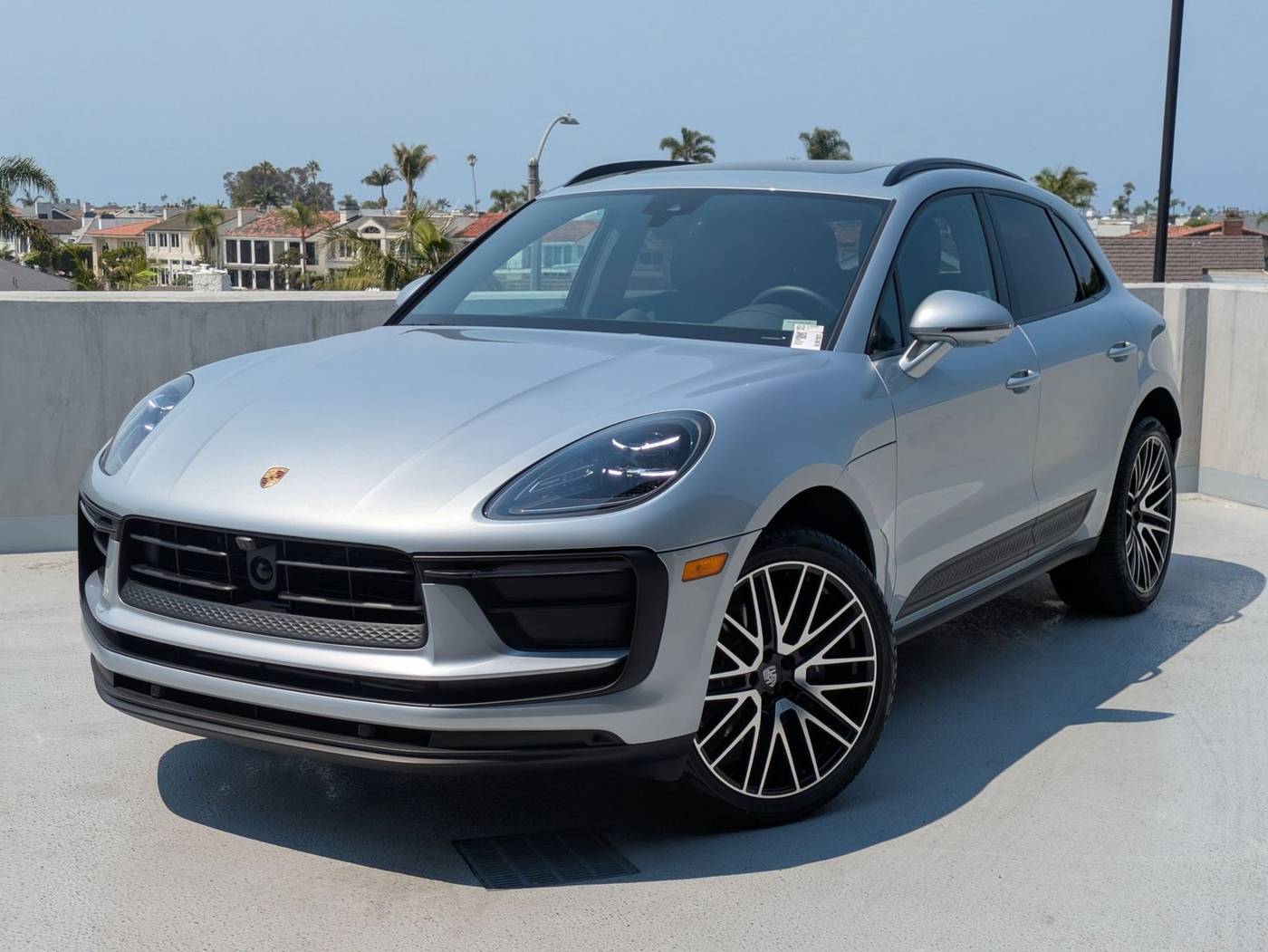 2024 Porsche Macan T — SUV — 142 mi — Newport Beach, CA