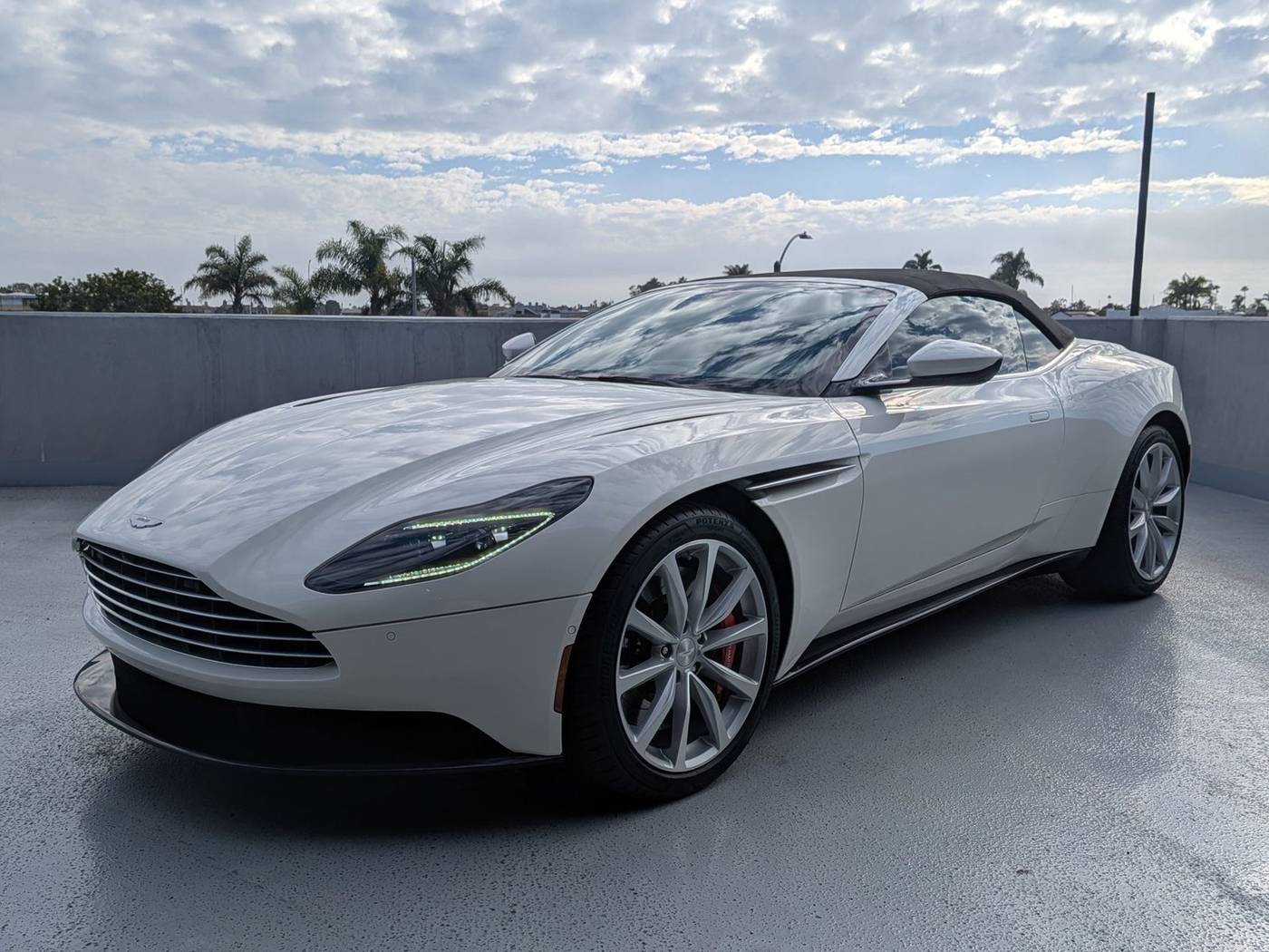 2019 Aston Martin DB11
