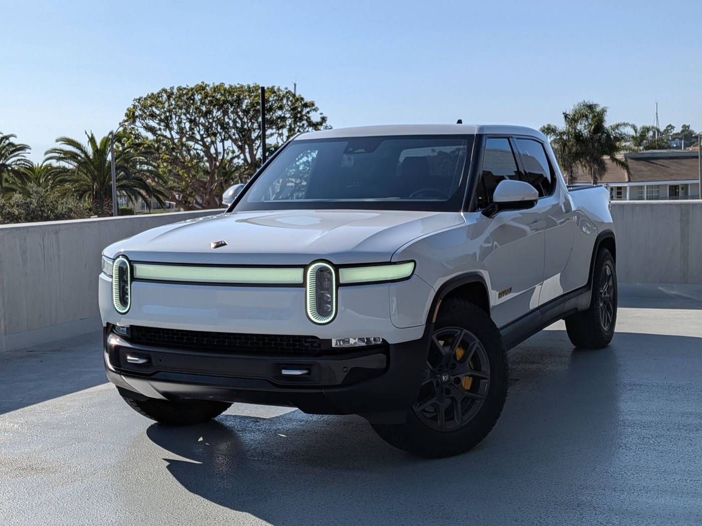 2022 Rivian R1T