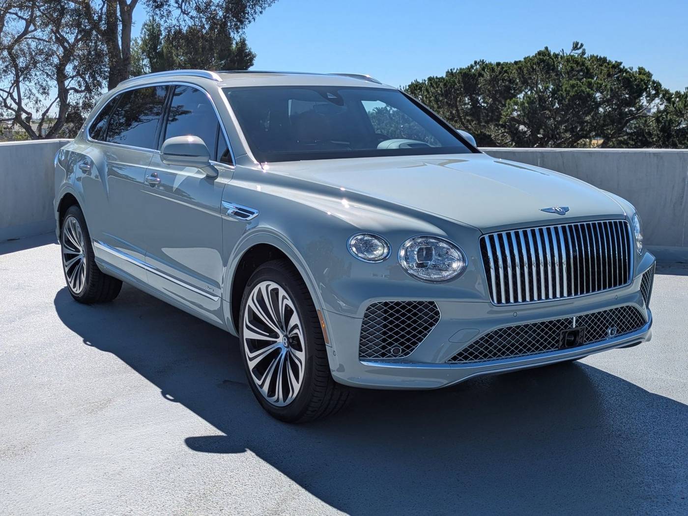 2025 Bentley Bentayga Azure — SUV — 4,691 mi — Newport Beach, CA