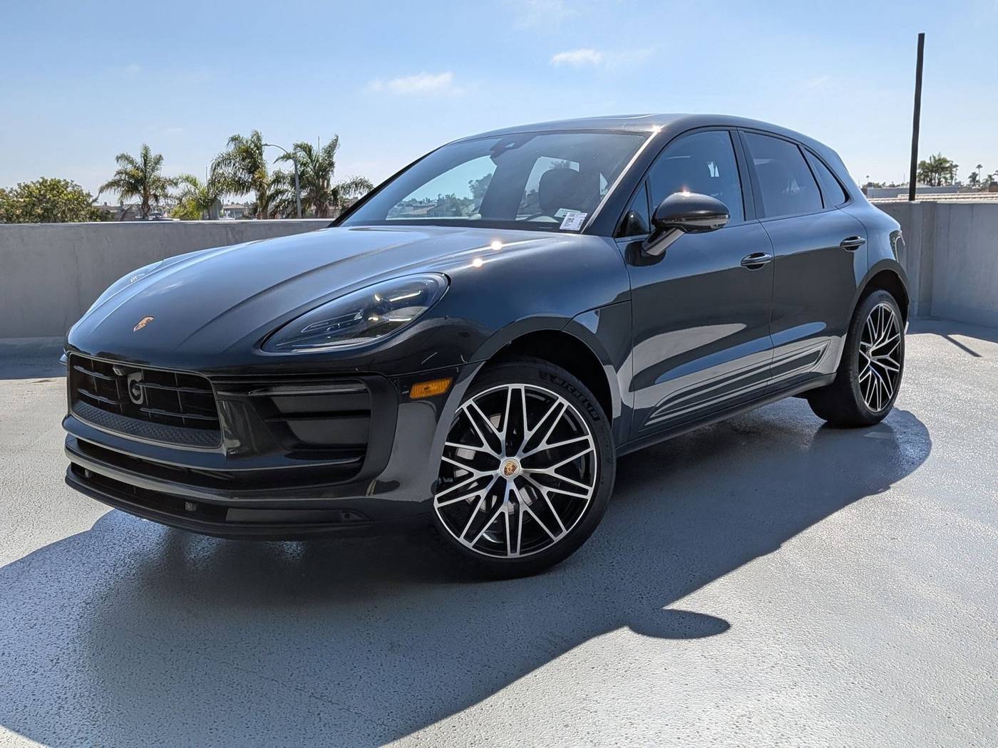 2025 Porsche Macan Standard — SUV — 13,725 mi — Newport Beach, CA