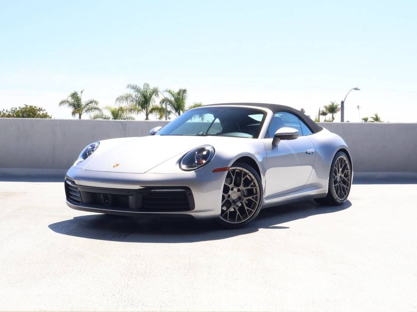2020 Porsche 911 Carrera