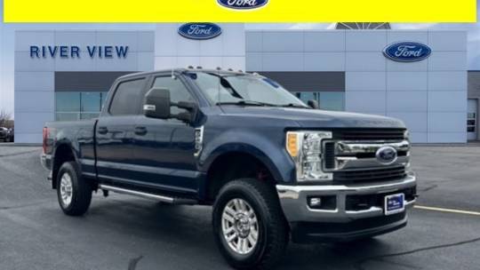 2017 Ford Super Duty F-250 XLT — Pickup Truck — 99,793 mi — Oswego, IL