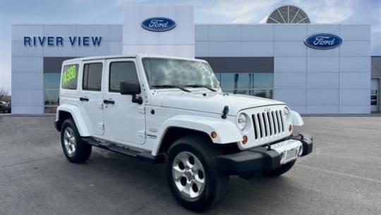 2013 Jeep Wrangler Sahara — SUV — 129,420 mi — Oswego, IL