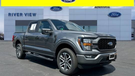 2023 Ford F-150 XL — Pickup Truck — 9,351 mi — Oswego, IL