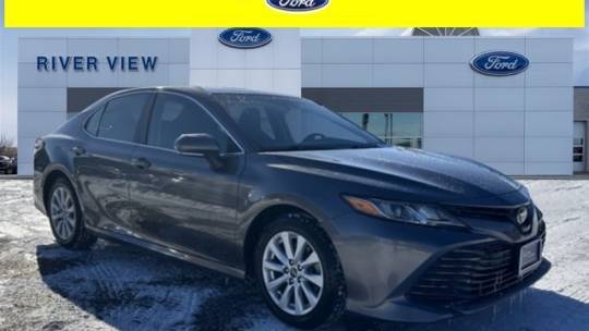 2019 Toyota Camry L — Sedan — 90,766 mi — Oswego, IL