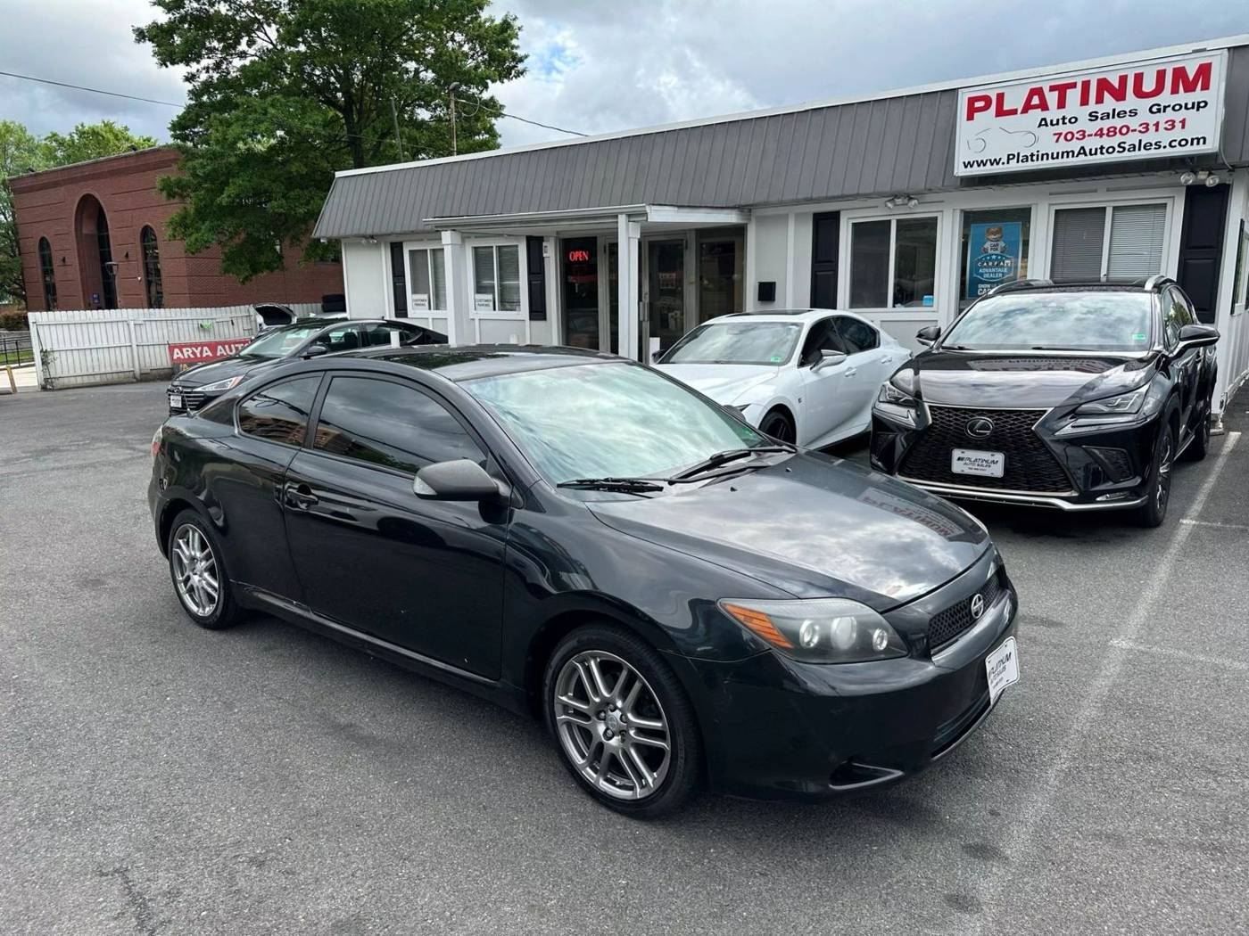 2009 Scion tC Base — Hatchback — 147,079 mi — Arlington, VA