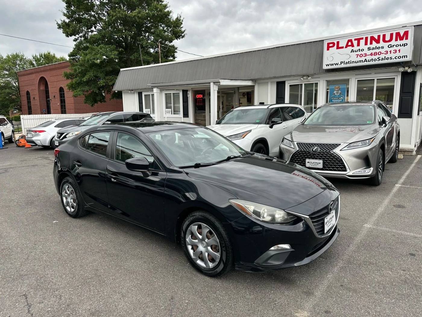 2015 Mazda Mazda3 i SV — Sedan — 113,880 mi — Arlington, VA