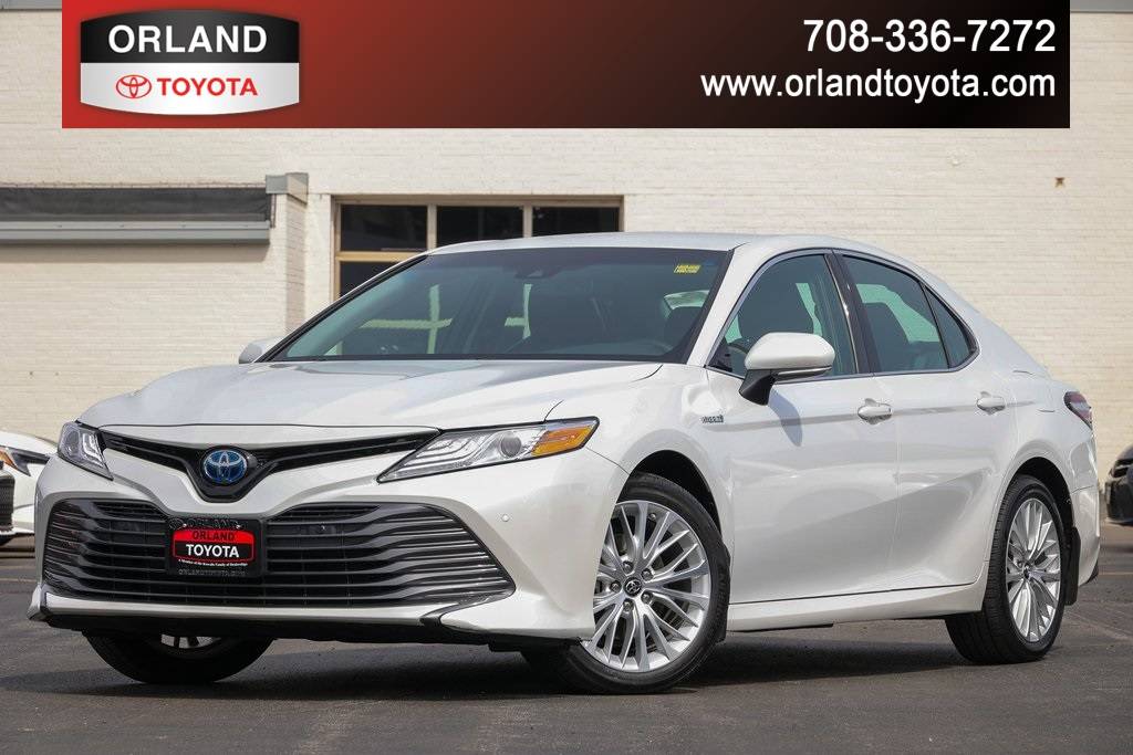 2018 Toyota Camry Hybrid XLE — Sedan — 27,522 mi — Tinley Park, IL