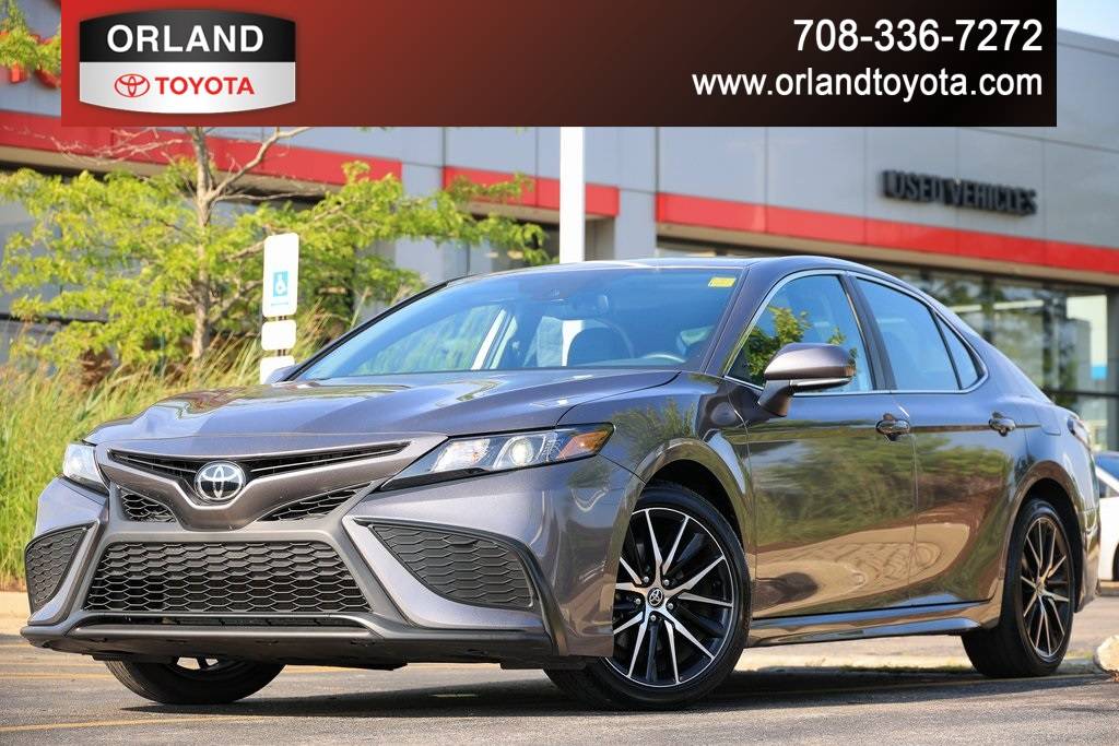2024 Toyota Camry SE — Sedan — 40,203 mi — Tinley Park, IL