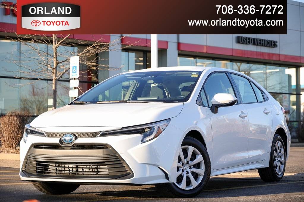 2024 Toyota Corolla Hybrid LE — Sedan — 2,178 mi — Tinley Park, IL