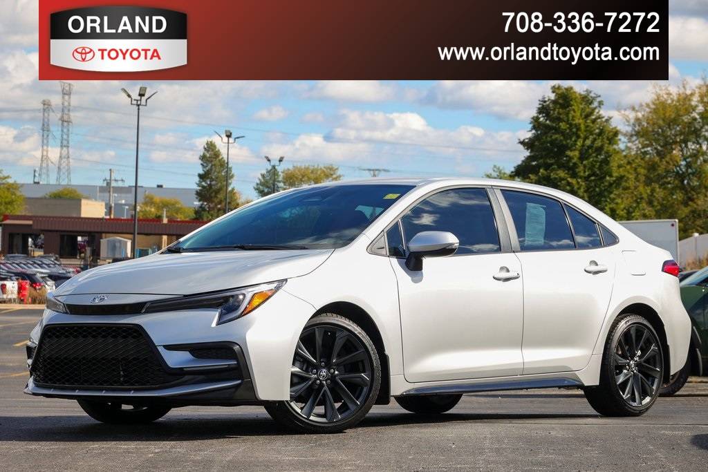 2025 Toyota Corolla SE — Sedan — 11,606 mi — Tinley Park, IL