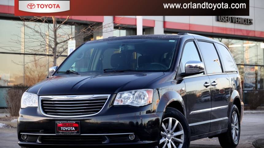 2014 Chrysler Town & Country Touring-L 30th Anniversary Edition — Minivan — 112,997 mi — Tinley Park, IL