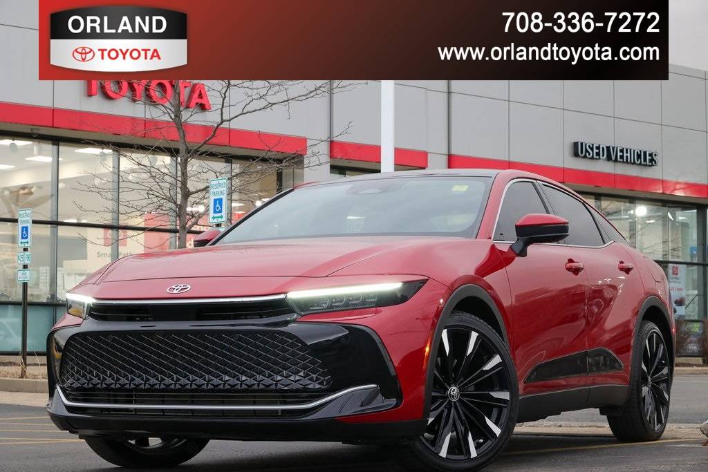 2023 Toyota Crown Platinum — Sedan — 26,039 mi — Tinley Park, IL