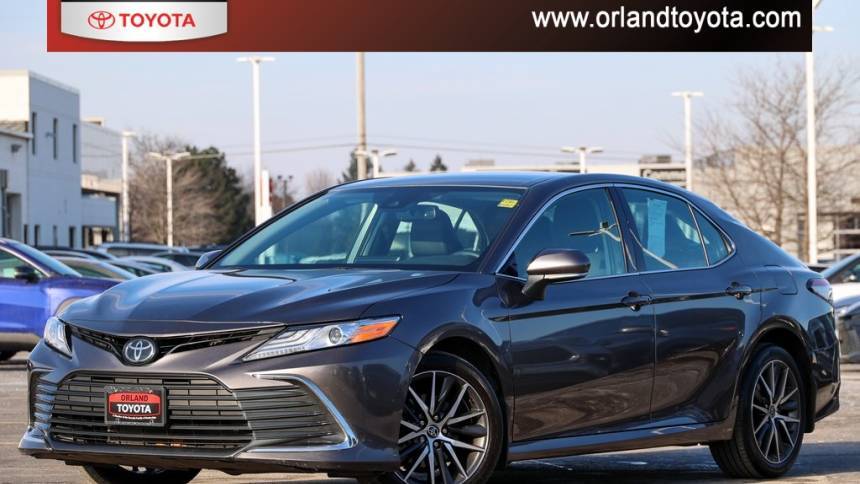 2023 Toyota Camry XLE — Sedan — 26,202 mi — Tinley Park, IL