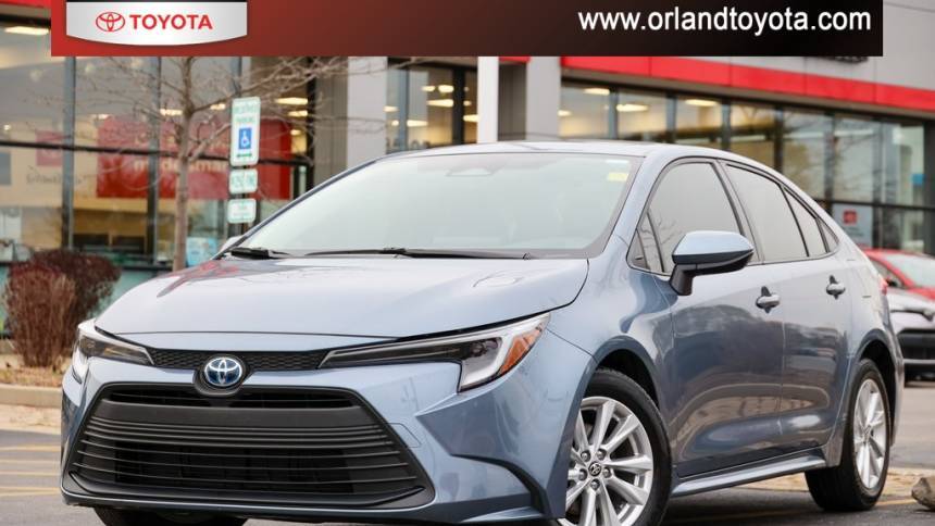 2023 Toyota Corolla Hybrid LE — Sedan — 17,899 mi — Tinley Park, IL
