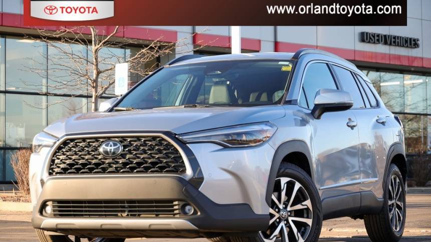 2023 Toyota Corolla Cross XLE — SUV — 31,034 mi — Tinley Park, IL