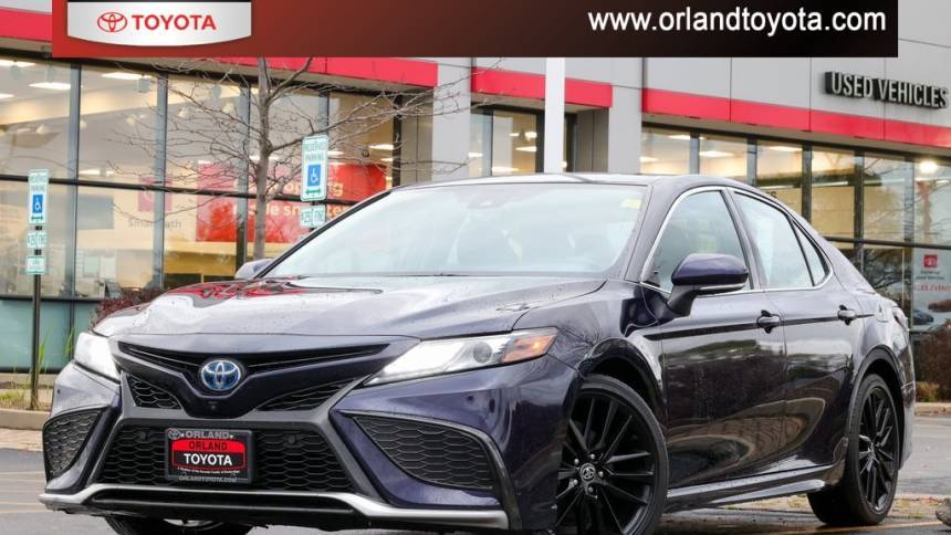 2022 Toyota Camry Hybrid XSE — Sedan — 26,255 mi — Tinley Park, IL