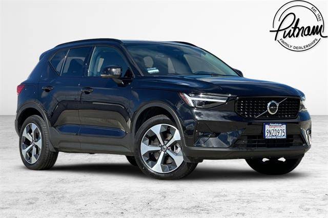 2025 Volvo XC40 Plus — SUV — 4,066 mi — Burlingame, CA