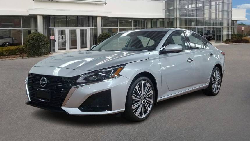 2023 Nissan Altima SL — Sedan — 17,597 mi — Ramsey, NJ
