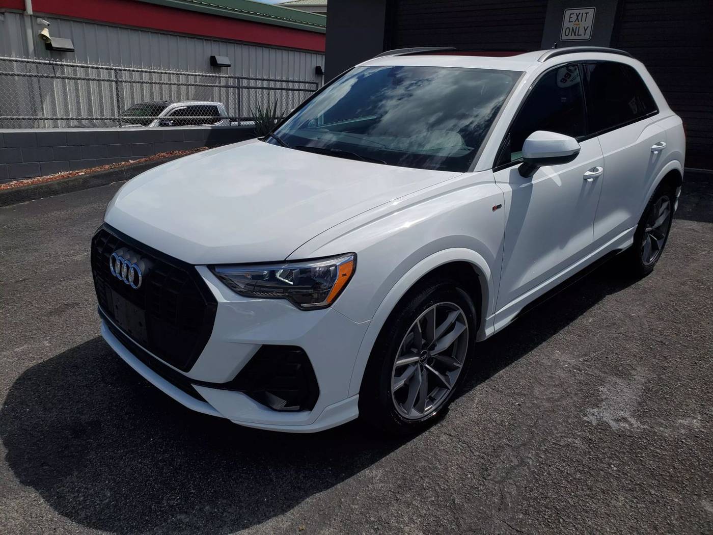 2022 Audi Q3 S line Premium — SUV — 17,831 mi — Waipahu, HI