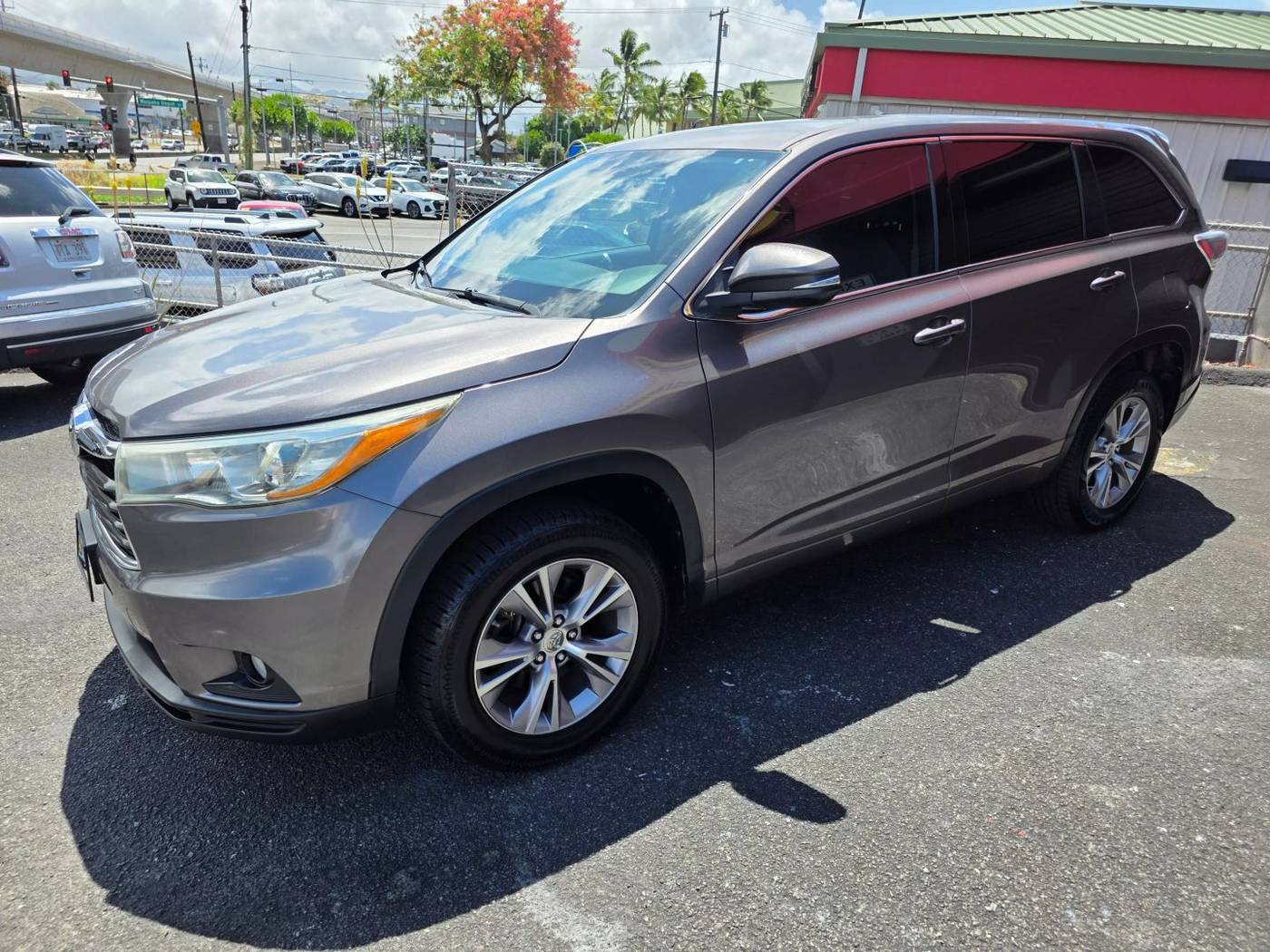 2015 Toyota Highlander LE V6 — SUV — 79,700 mi — Waipahu, HI